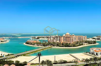 Apartment - 3 Bedrooms - 3 Bathrooms for sale in Porto Arabia - The Pearl Island - Doha