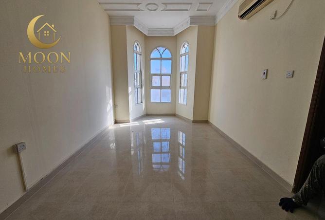 977301 - Property Image 3