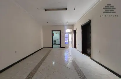 Apartment - 2 Bedrooms - 2 Bathrooms for rent in Fereej Bin Mahmoud South - Fereej Bin Mahmoud - Doha