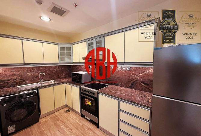 943721 - Property Image 2