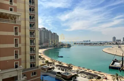 Apartment - Studio - 1 Bathroom for rent in Porto Arabia - The Pearl Island - Doha