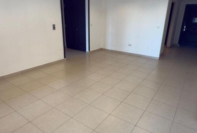 994645 - Property Image 3