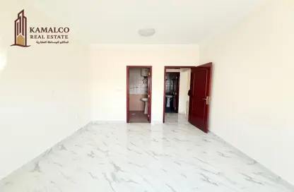 Apartment - 2 Bedrooms - 2 Bathrooms for rent in Umm Ghwailina Comm - Umm Ghuwalina - Umm Ghuwailina - Doha