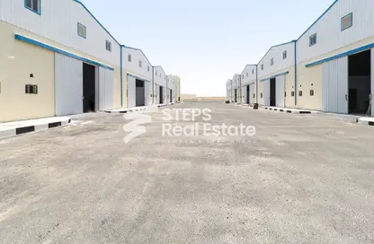 Warehouse - Studio - 1 Bathroom for rent in East Industrial Street - Birkat Al Awamer - Al Wakra