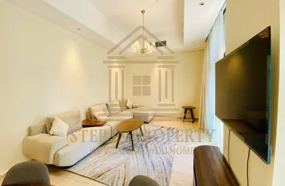 Apartment - 2 Bedrooms - 2 Bathrooms for rent in Giardino Gardens - Giardino Villas - The Pearl Island - Doha