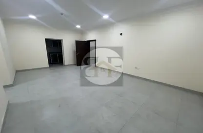 Apartment - 3 Bedrooms - 3 Bathrooms for rent in Muntazah 7 - Al Muntazah - Doha