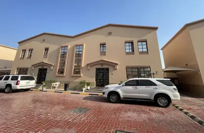 Compound - 3 Bedrooms - 3 Bathrooms for rent in Al Maamoura - Al Maamoura - Doha
