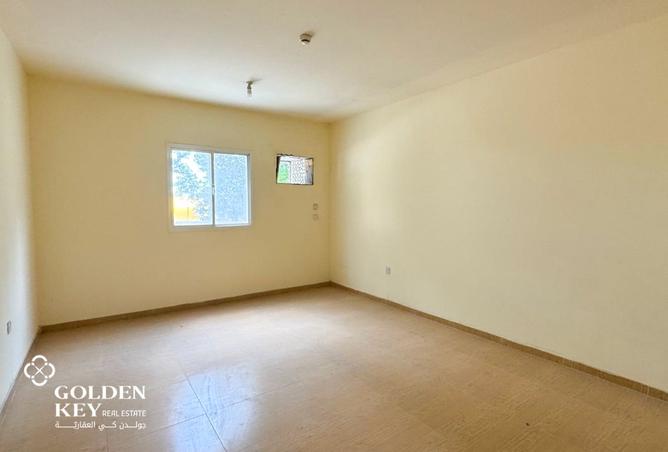 995285 - Property Image 2