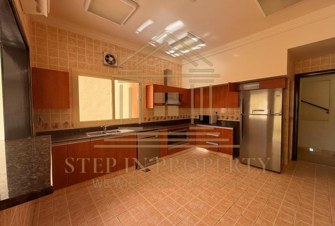 977874 - Property Image 2