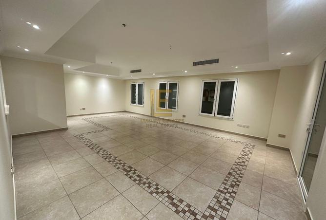 888739 - Property Main Image