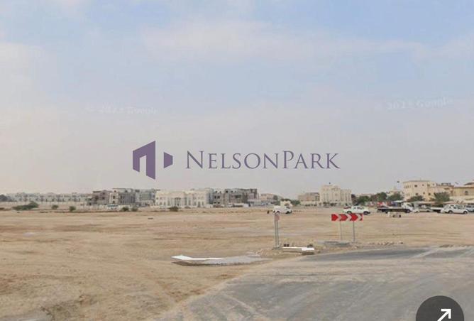 989801 - Property Image 2