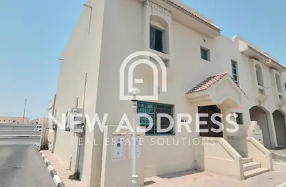 مجمع سكني - 4 غرف نوم - 5 حمامات للايجار في شارع النعيجة - غرب الهلال - الهلال - الدوحة