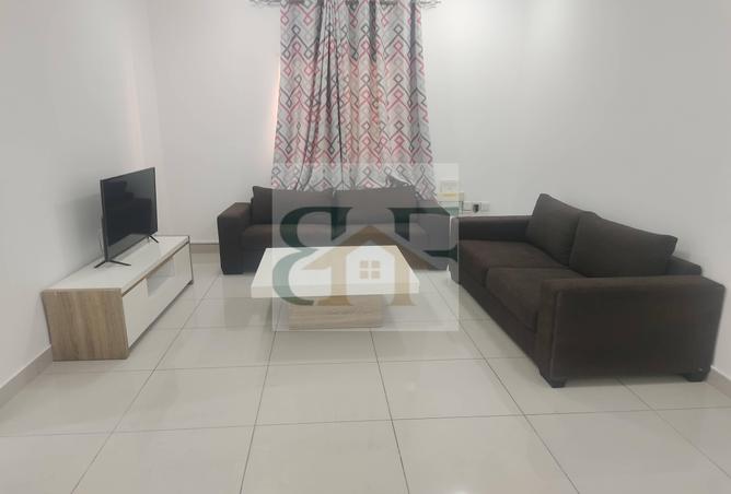 952744 - Property Image 2