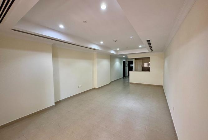 954117 - Property Image 3