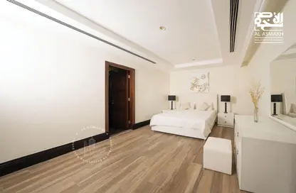 Room / Bedroom image for: Apartment - 2 Bedrooms - 1 Bathroom for rent in Tower 19 - Viva Bahriyah - The Pearl Island - Doha, Image 1