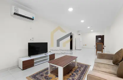 Apartment - 1 Bedroom - 1 Bathroom for rent in Umm Ghwailina Comm - Umm Ghuwalina - Umm Ghuwailina - Doha
