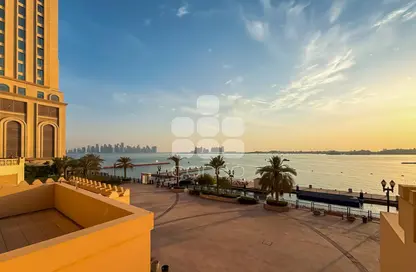 تاون هاوس - 2 غرف نوم - 3 حمامات للايجار في منازل تاون هاوس - بورتو أرابيا - جزيرة اللؤلؤة - الدوحة