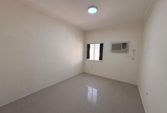 935219 - Property Image 2