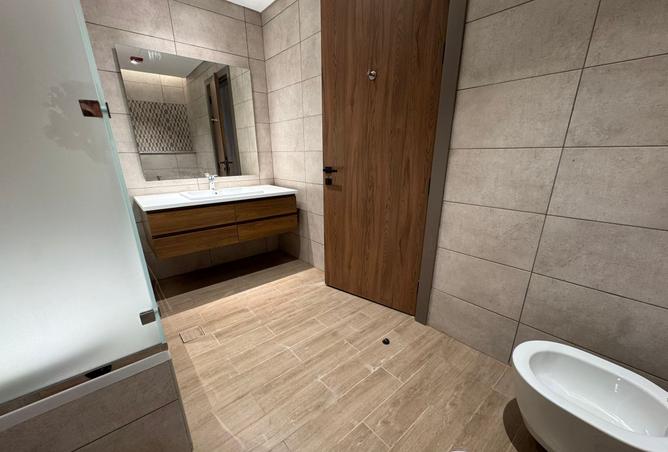 937377 - Property Image 2