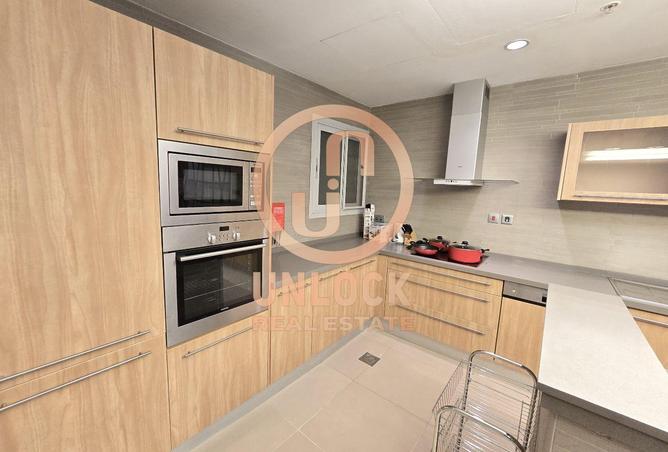 975265 - Property Image 2