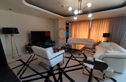 Apartment - 3 Bedrooms - 5 Bathrooms for sale in Tower 12 - Porto Arabia - The Pearl Island - Doha