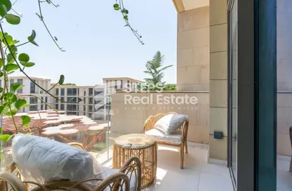Apartment - 1 Bedroom - 2 Bathrooms for rent in Crystal Residence - The Pearl Island - Doha
