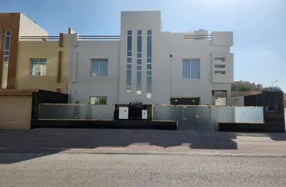 Villa - Studio - 5 Bathrooms for rent in Al Duhail South - Al Duhail - Doha