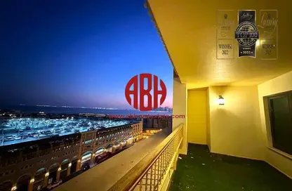 Apartment - 2 Bedrooms - 3 Bathrooms for rent in Marina Gate - Porto Arabia - The Pearl Island - Doha