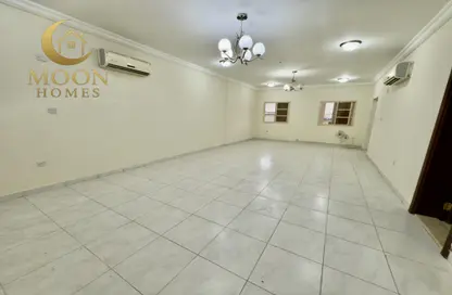Apartment - 3 Bedrooms - 3 Bathrooms for rent in Al Mansoura - Al Mansoura - Doha
