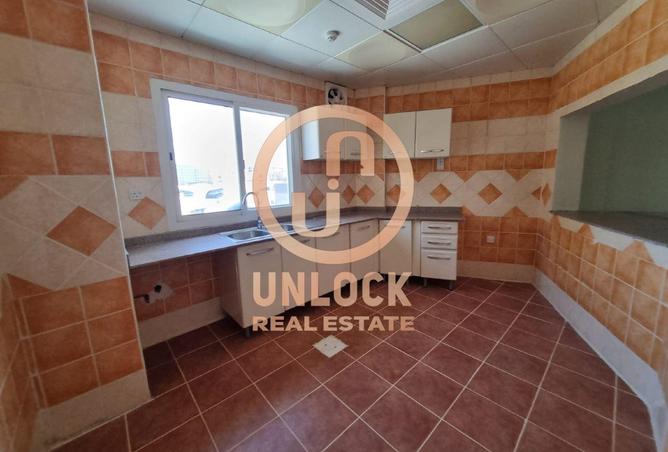 955154 - Property Image 2