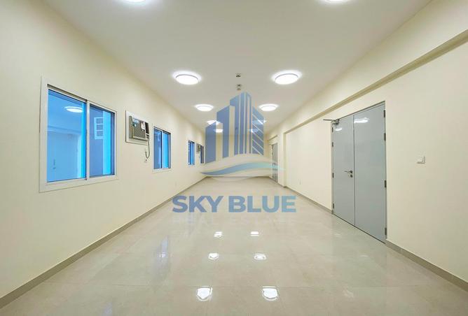 907123 - Property Image 3