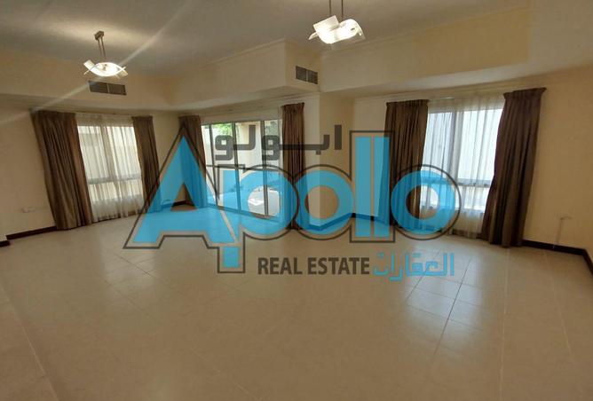 969528 - Property Image 3