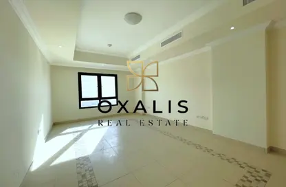 Apartment - 1 Bedroom - 2 Bathrooms for rent in East Porto Drive - Porto Arabia - The Pearl Island - Doha