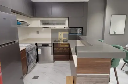 Apartment - 2 Bedrooms - 3 Bathrooms for sale in Yasmeen City - Lusail