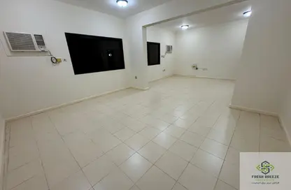 Apartment - 3 Bedrooms - 3 Bathrooms for rent in Al Mansoura - Al Mansoura - Doha