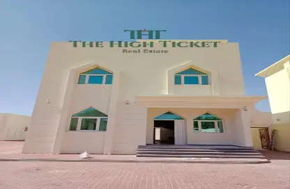 Villa - 4 Bedrooms - 4 Bathrooms for rent in Muaither North - Muaither Area - Doha