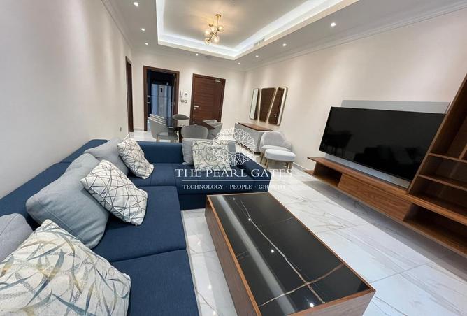 971304 - Property Image 2