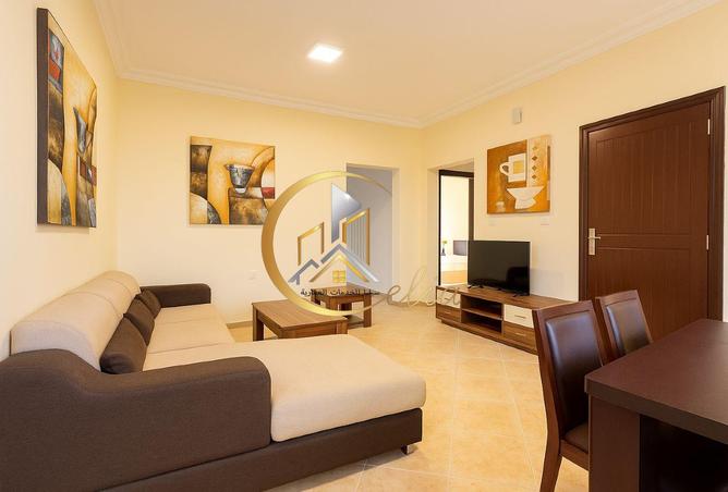 952846 - Property Image 3