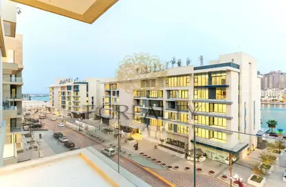 Apartment - 1 Bedroom - 2 Bathrooms for rent in Gewan Island - The Pearl Island - Doha