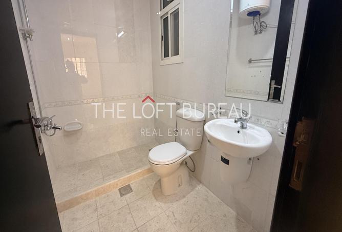 942945 - Property Image 3