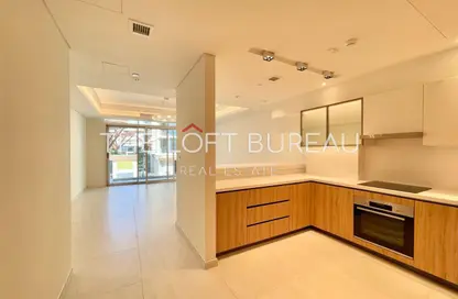 Apartment - 1 Bedroom - 2 Bathrooms for sale in Crystal Residence - Gewan Island - The Pearl Island - Doha
