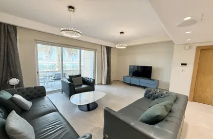 Townhouse - 1 Bedroom - 2 Bathrooms for rent in Viva West - Viva Bahriyah - The Pearl Island - Doha