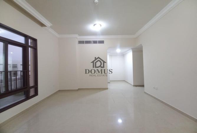 938711 - Property Image 3