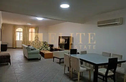 Apartment - 2 Bedrooms - 2 Bathrooms for rent in Barwa Tower - C-Ring Road - Al Sadd - Doha