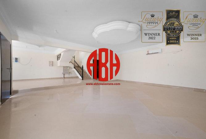 924788 - Property Image 2