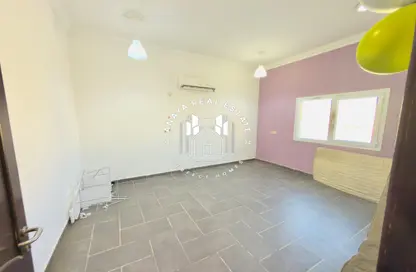 Villa - 1 Bedroom - 1 Bathroom for rent in Bu Hamour Street - Abu Hamour - Doha