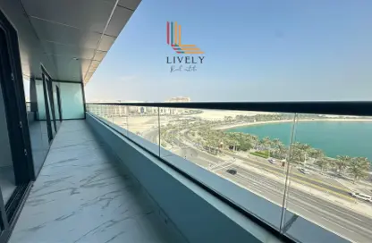 Apartment - 2 Bedrooms - 4 Bathrooms for rent in Marina Tower 02 - Marina District - Lusail