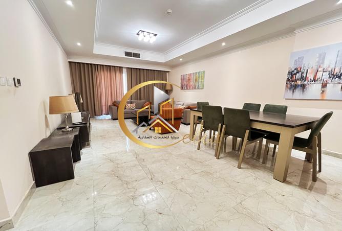 942358 - Property Image 2