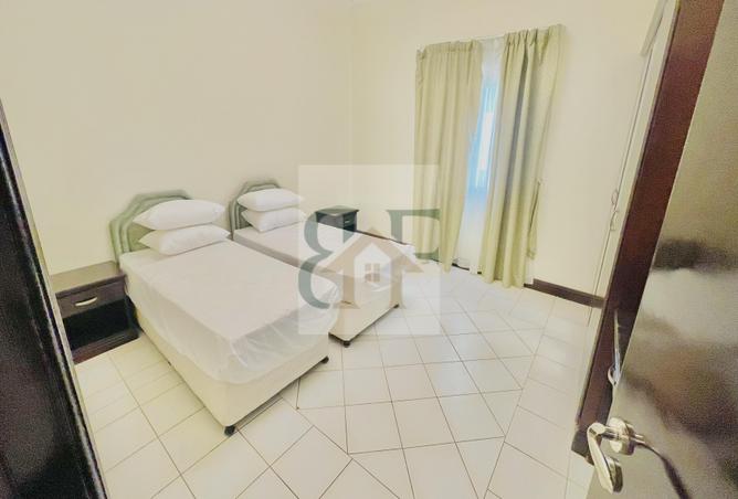 986842 - Property Image 2