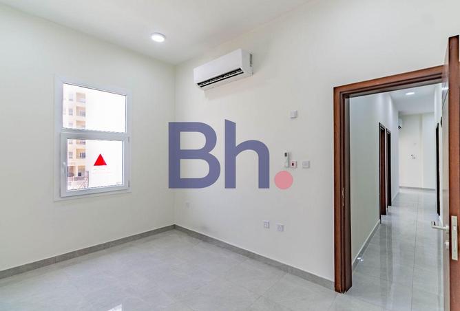 966230 - Property Image 2